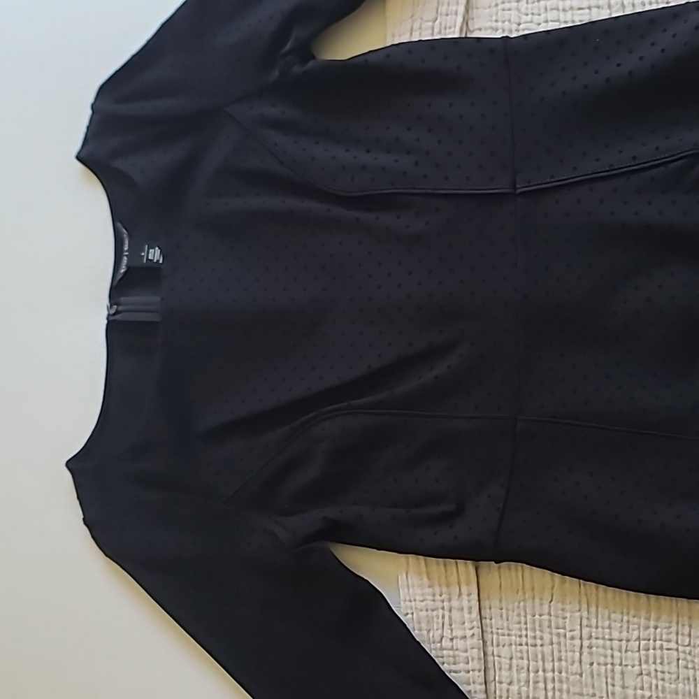 White House Black Market peplum polka dot embroidered top women's sz6